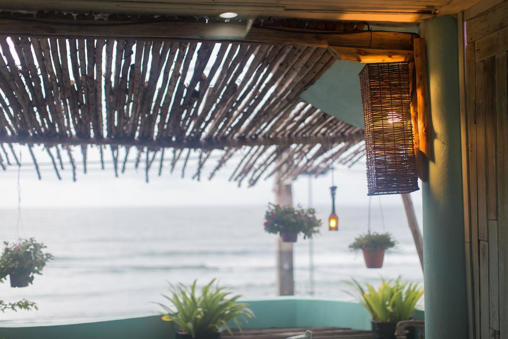 Barefoot Hotel Kalim Beach Front Patong Exterior photo