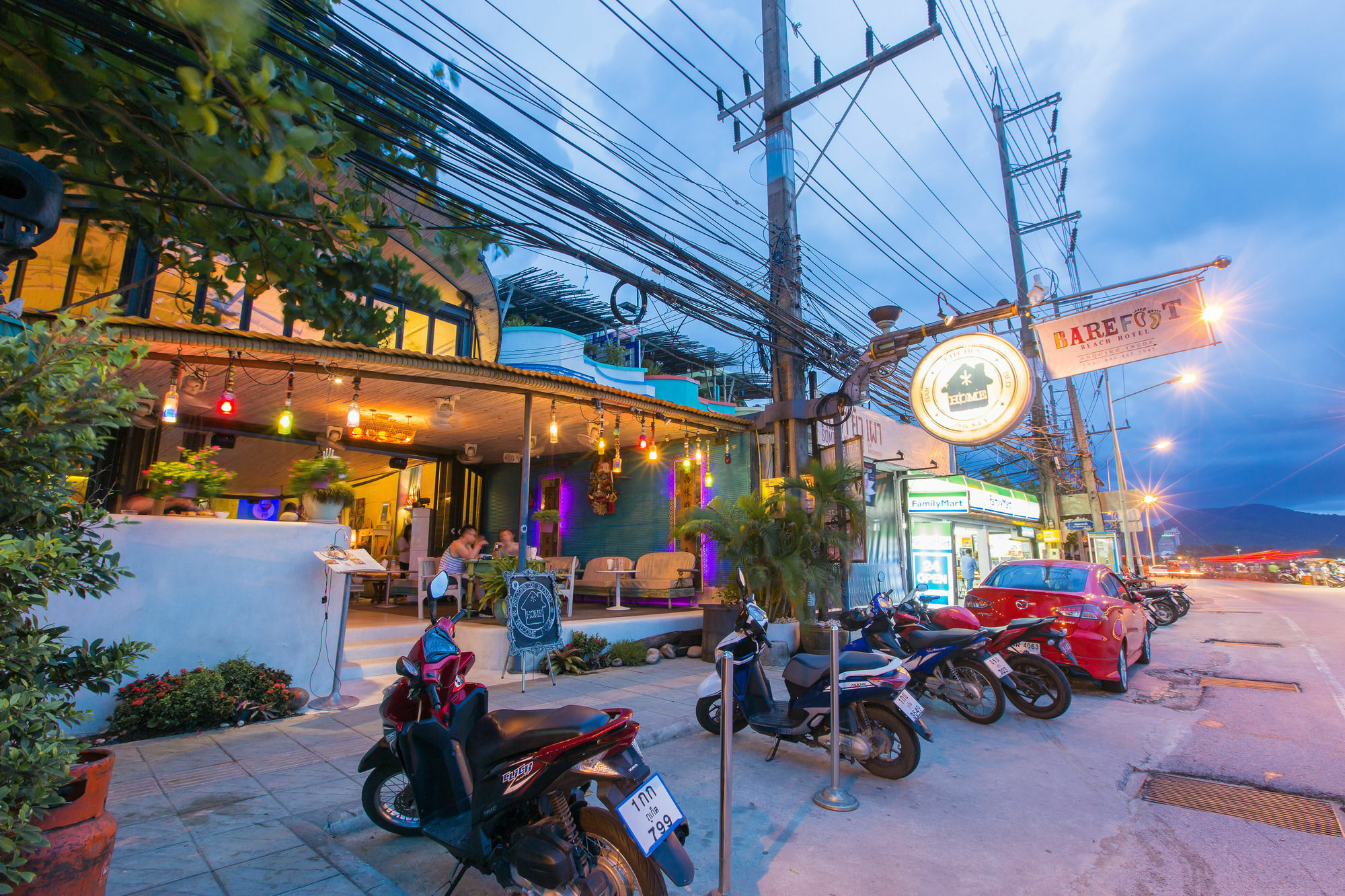 Barefoot Hotel Kalim Beach Front Patong Exterior photo