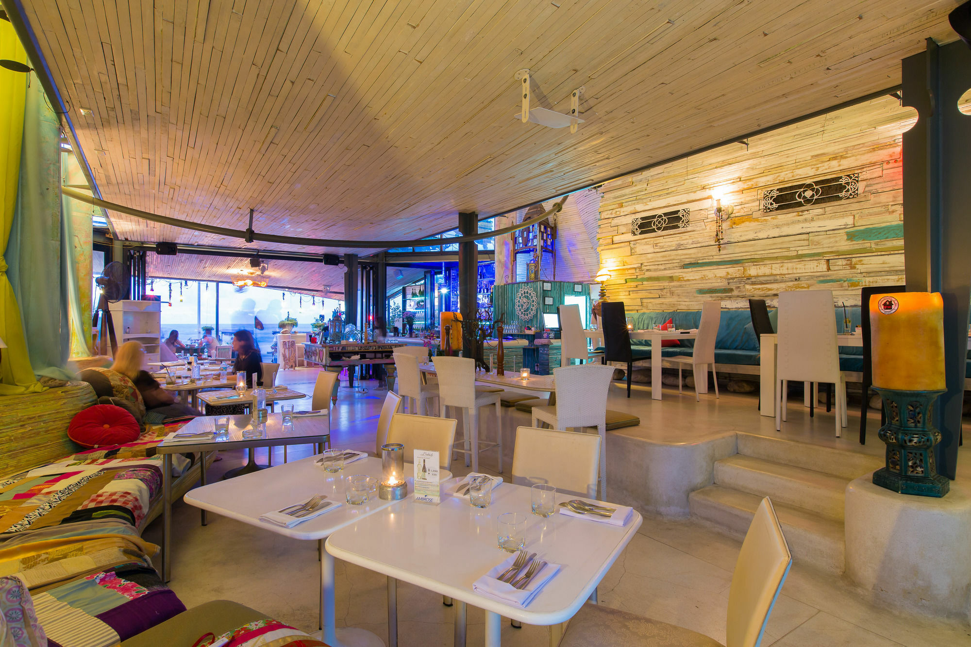 Barefoot Hotel Kalim Beach Front Patong Exterior photo