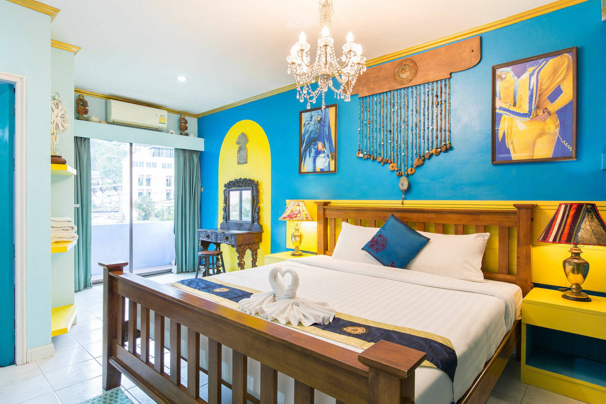 Barefoot Hotel Kalim Beach Front Patong Exterior photo